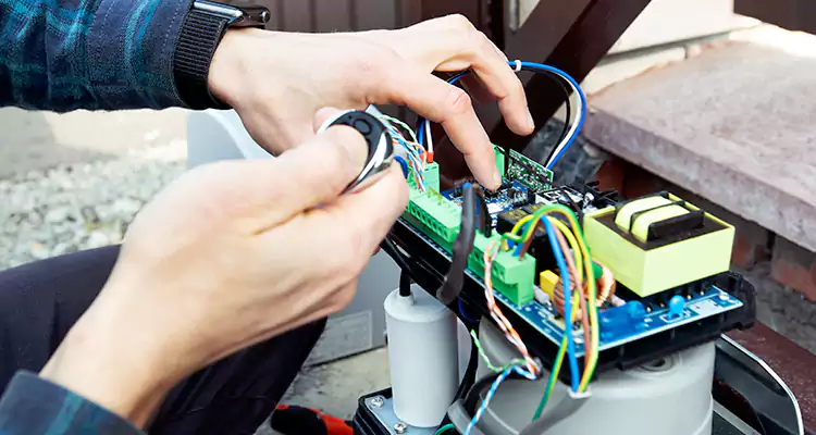 Automatic Driveway Gate Repair in Lake Worth, FL