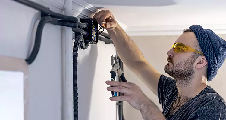 Garage Door Opener Cable Repair in Lake Worth, FL