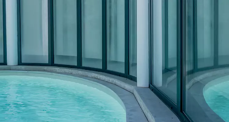 Repair Polyester Screen for Pool Enclosure in Lake Worth, FL