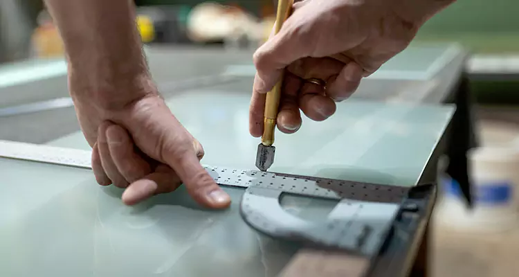 Glass Scratch Repair in Lake Worth, FL