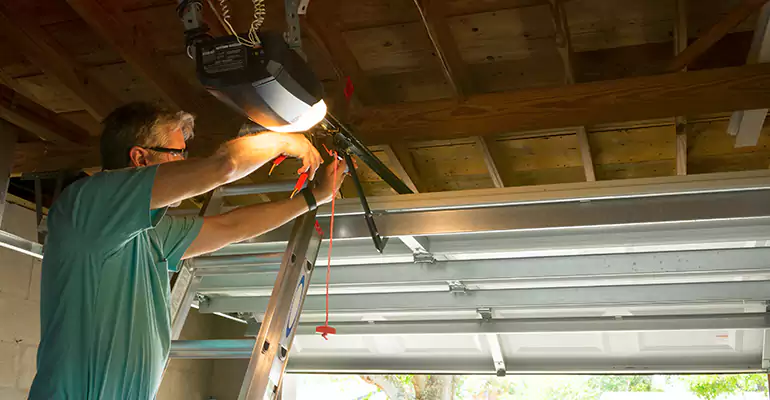 Chamberlain Garage Door Repair in Lake Worth, FL