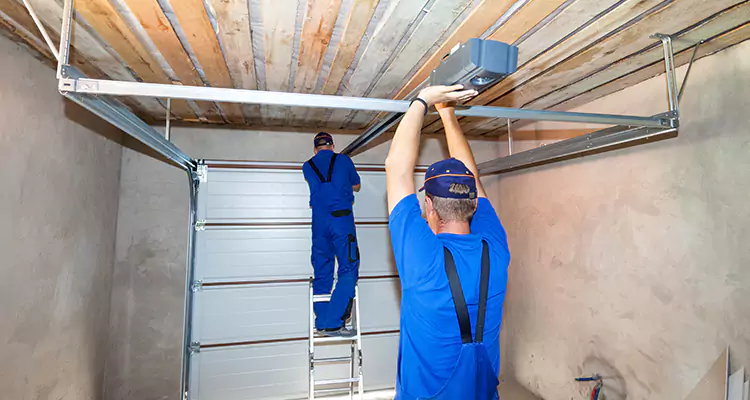 Garage Door Opener Technician in Lake Worth, FL