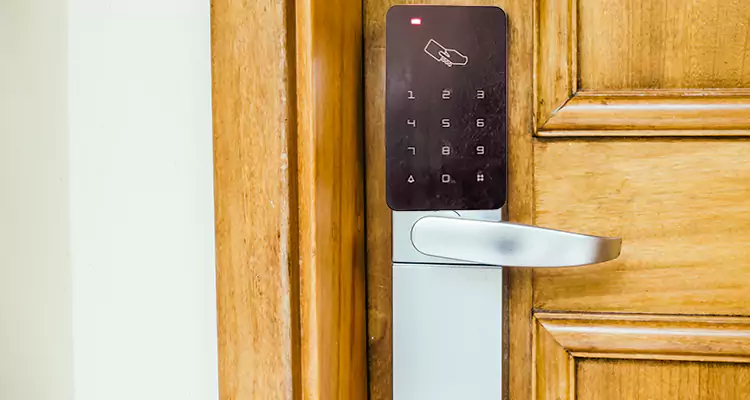 Keyless Hotel Door Locks Repair in Lake Worth, FL