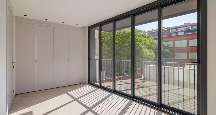 Fix Sliding Screen Door Track in Lake Worth, FL