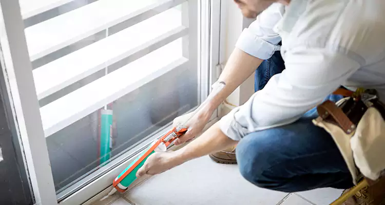 Dap Window Caulk Repair in Lake Worth, FL